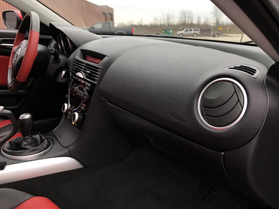 Торпедо Mazda RX-8 2005 года  (фото 136 из 197)